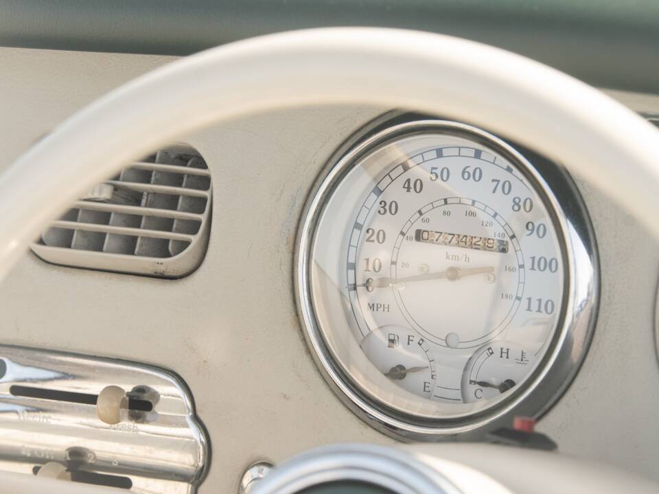 Bild 7/50 von Nissan Figaro (1991)