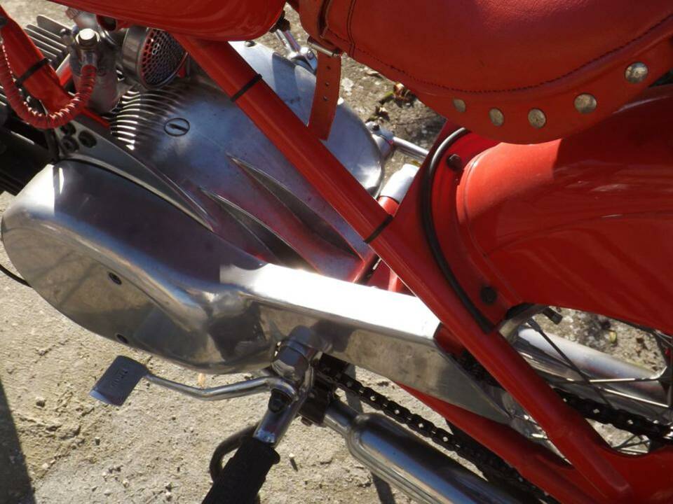 Immagine 22/50 di Rumi 125 Super Sport (1960)