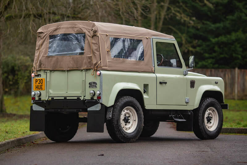 Bild 29/50 von Land Rover Defender 90 (1996)