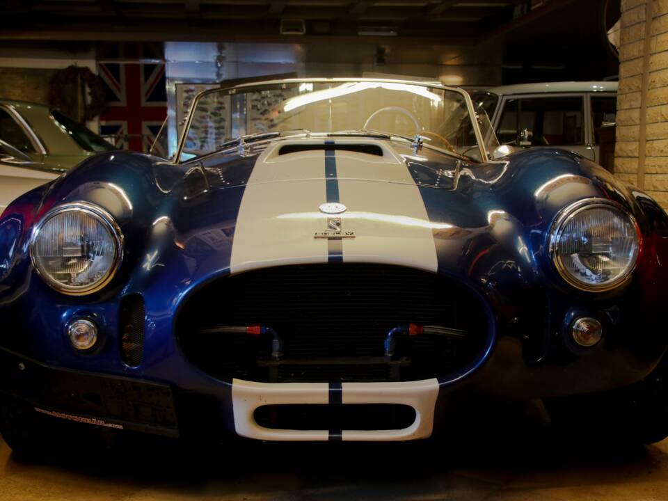 Image 15/57 of AC Cobra 427 (1965)