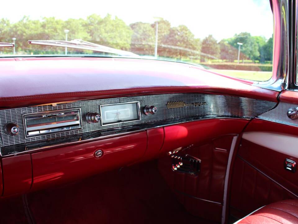 Bild 21/29 von Cadillac 62 Convertible (1956)