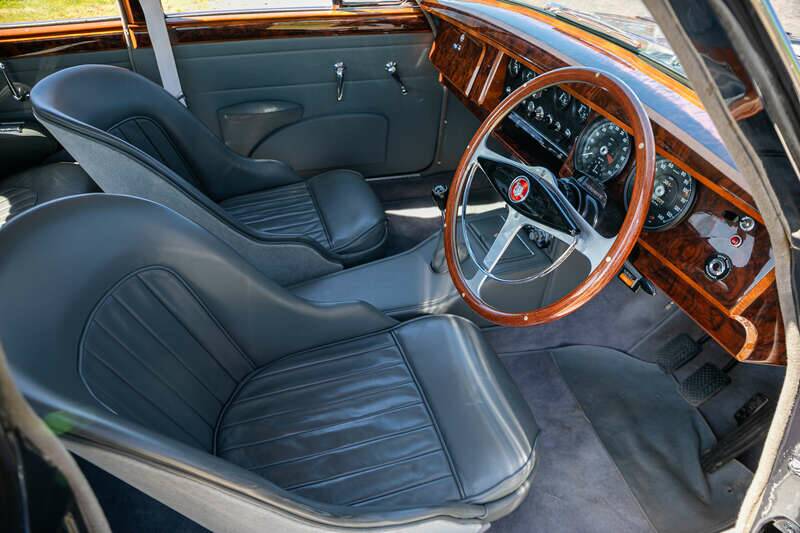 Bild 2/35 von Jaguar Mk II 3.8 (1963)