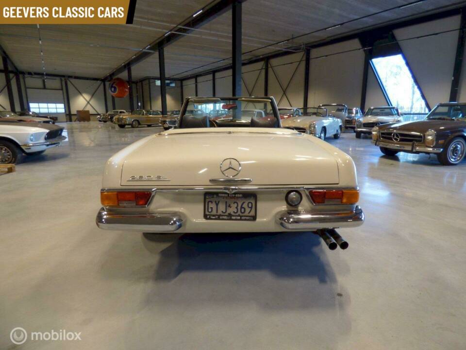 Afbeelding 8/12 van Mercedes-Benz 280 SL (1969)