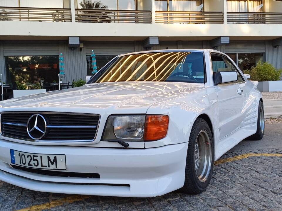 Image 3/65 of Mercedes-Benz 380 SEC (1985)