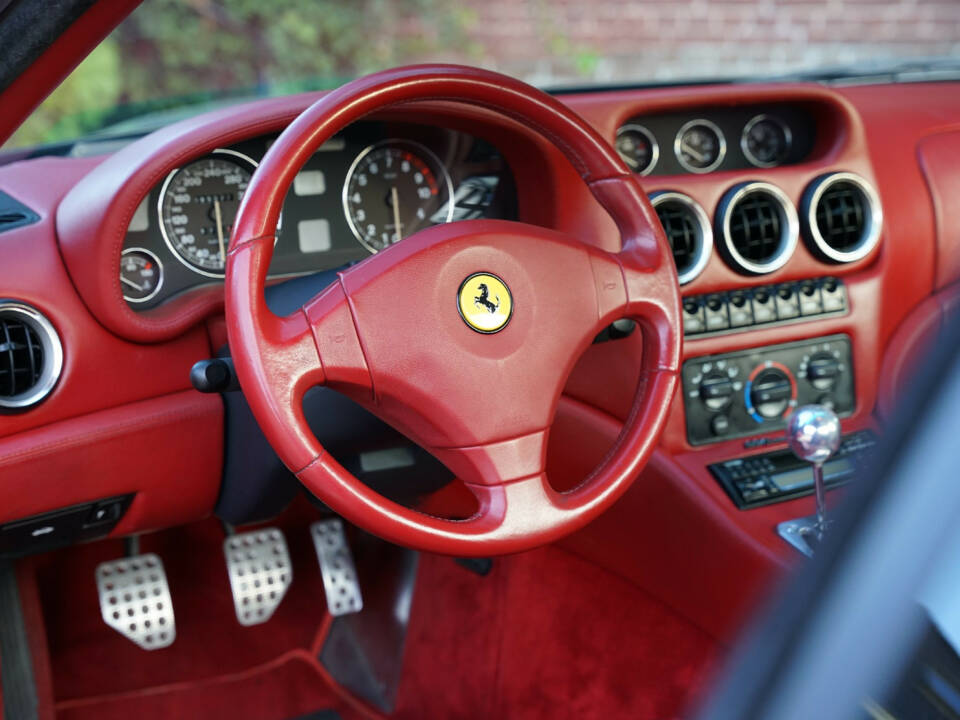 Afbeelding 16/50 van Ferrari 550 Maranello (1997)