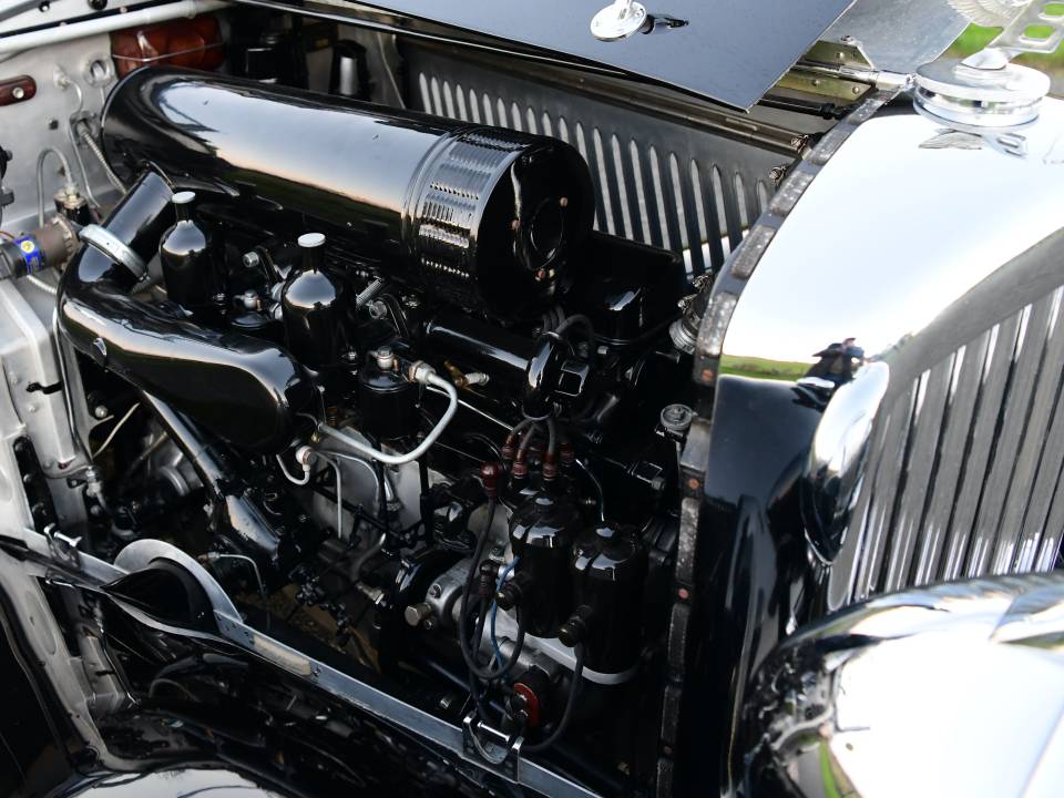 Image 40/50 of Bentley 4 1&#x2F;4 Liter (1937)