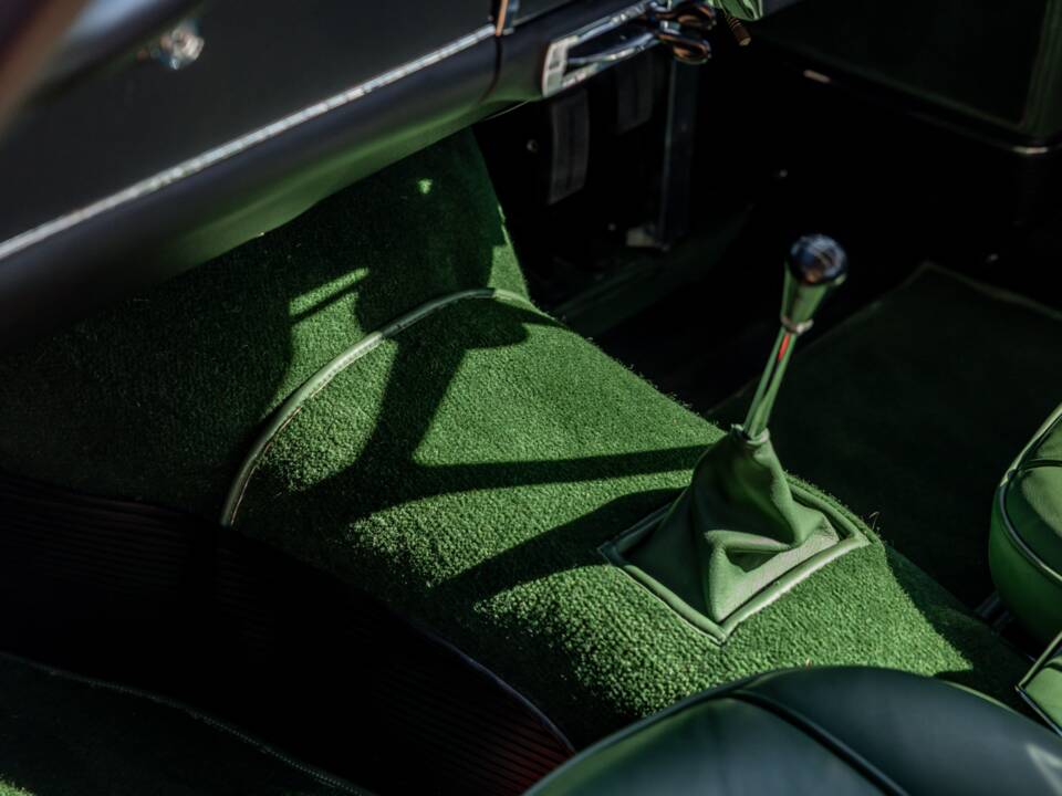 Image 36/62 of Aston Martin DB 4 GT (1960)