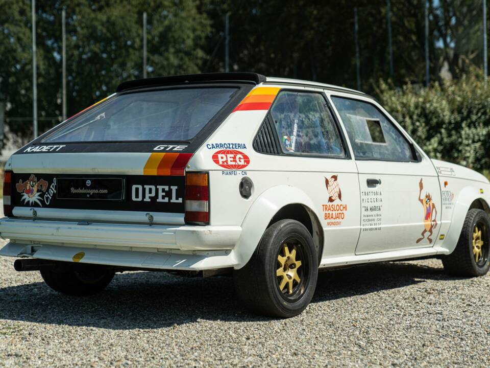 Image 7/50 of Opel Kadett 1,8 GT&#x2F;E (1984)