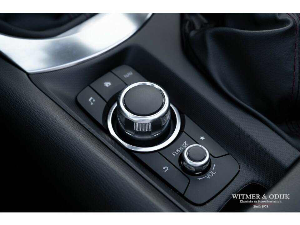 Image 25/32 of Mazda MX-5 2.0 (2015)