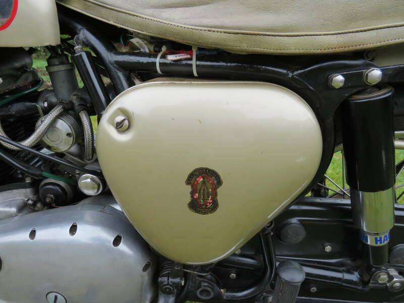 Image 32/43 of BSA A 10 Golden Flash (1960)