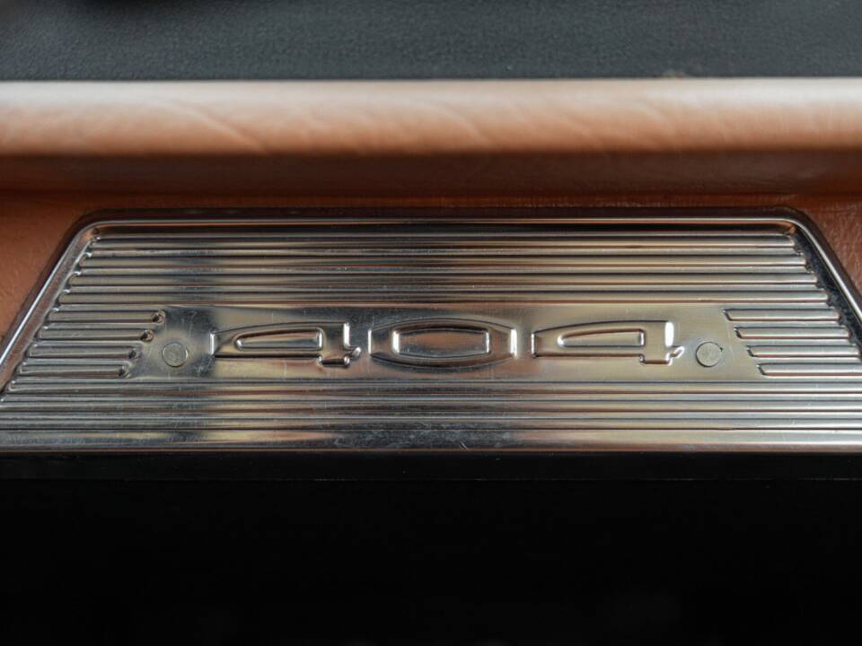 Immagine 32/50 di Peugeot 404 Familiale (1965)