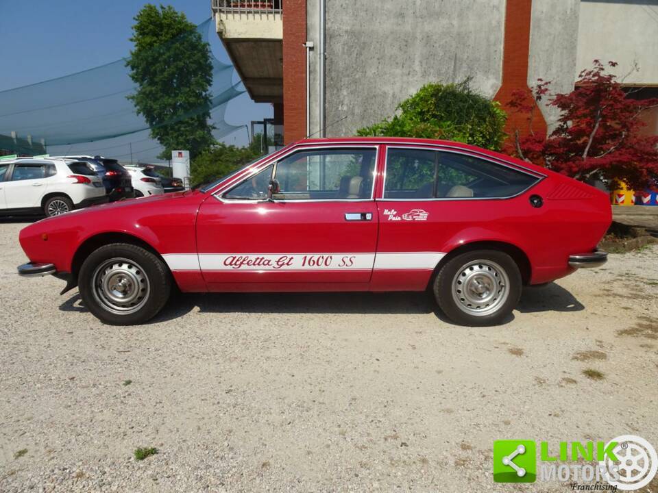 Image 2/35 of Alfa Romeo Alfetta GT 1.6 (1978)