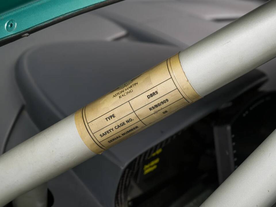 Image 13/25 de Aston Martin DBRS9 (2006)