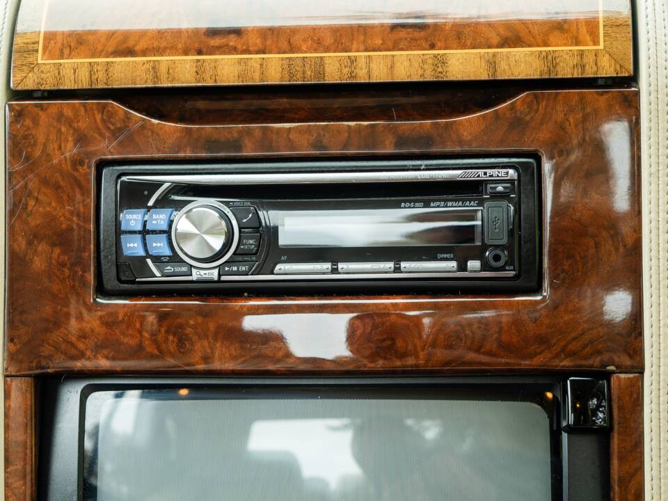 Bild 42/50 von Rolls-Royce Silver Spur Park Ward (1999)