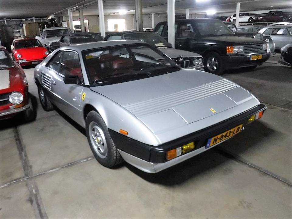 Image 29/50 de Ferrari Mondial Quattrovalvole (1983)