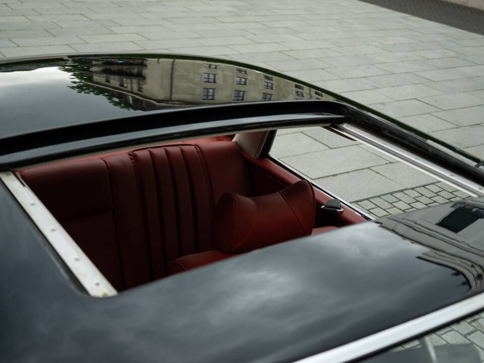 Image 68/95 of Mercedes-Benz 280 SE 3,5 (1970)