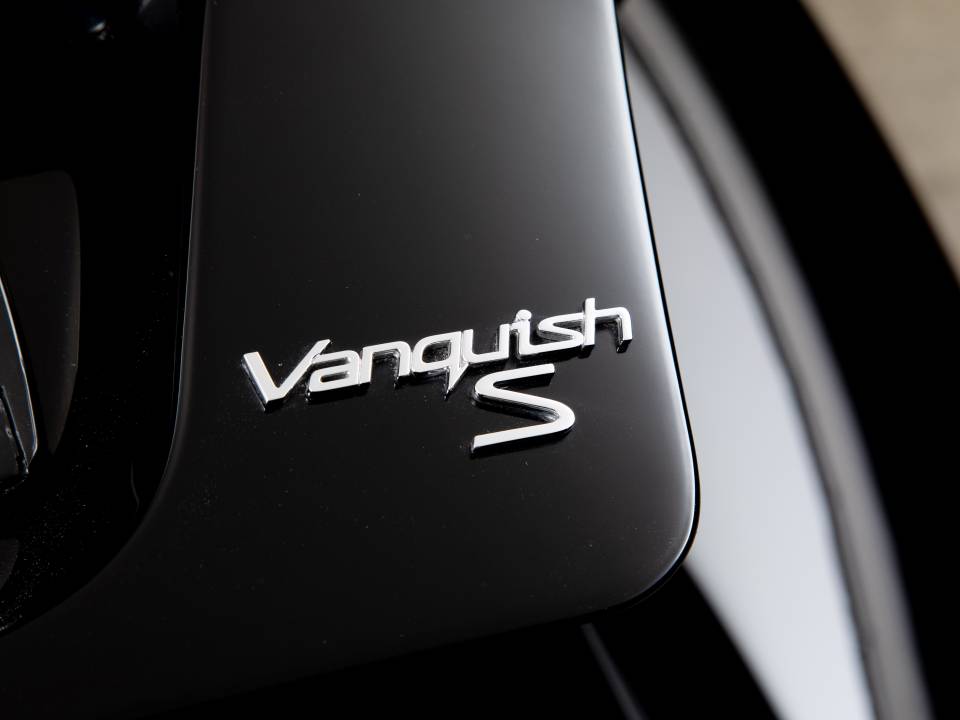 Image 39/47 of Aston Martin V12 Vanquish S Ultimate Edition (2010)