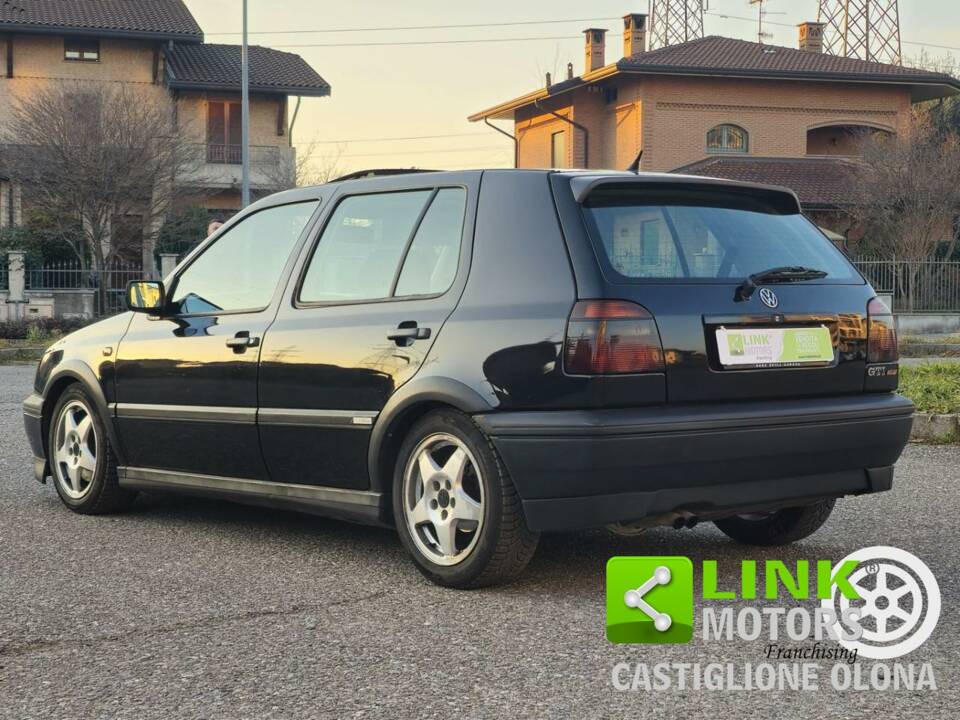 Immagine 2/10 di Volkswagen Golf III 2.0 16V GTI (1995)