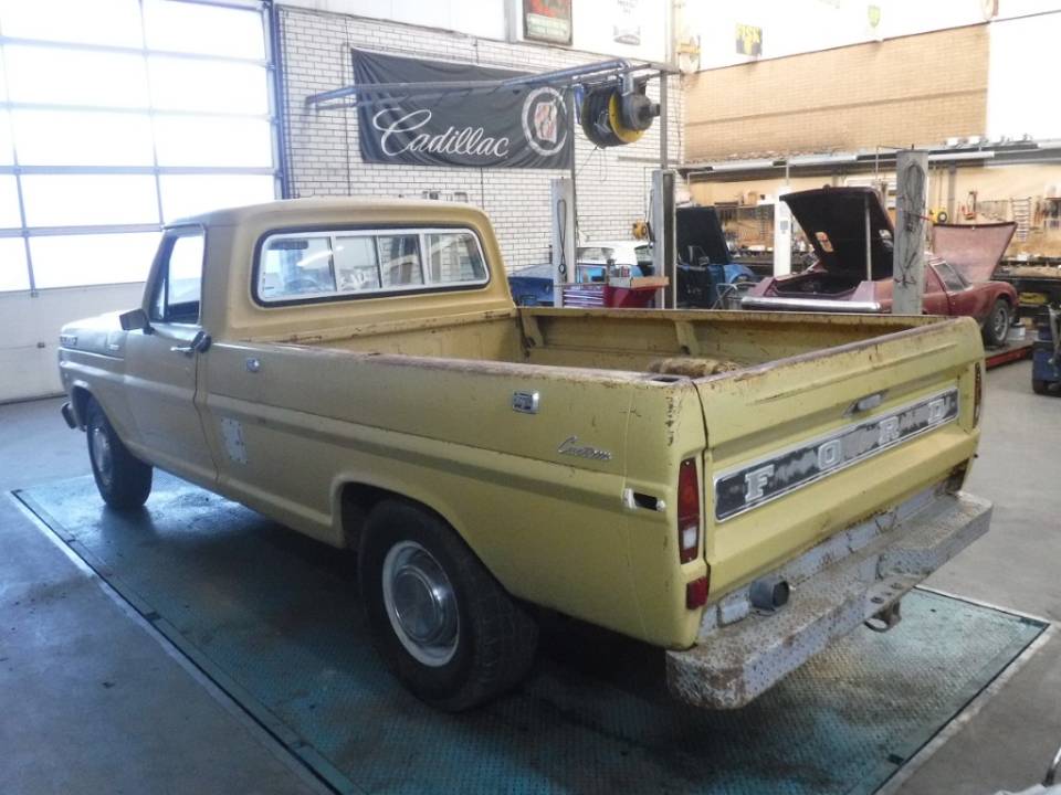 Image 5/50 of Ford F-250 (1972)