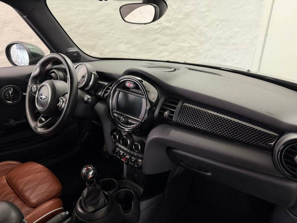 Immagine 17/26 di Mini Cooper S (2018)