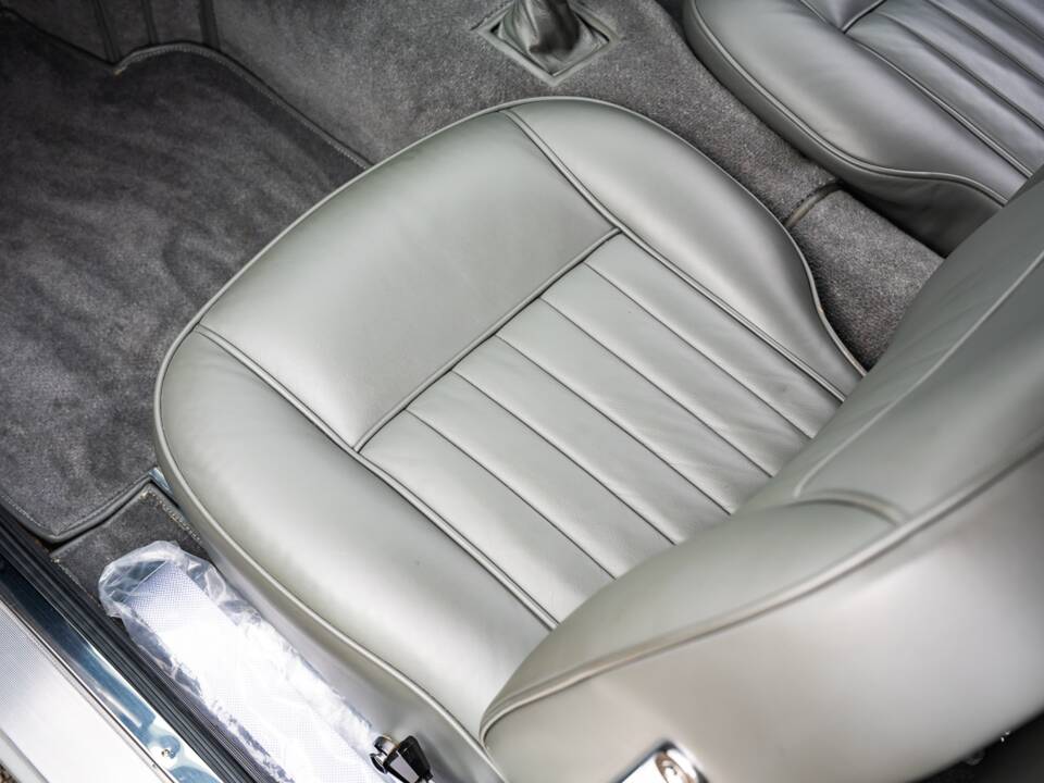 Image 20/42 de Aston Martin DB 5 (1964)