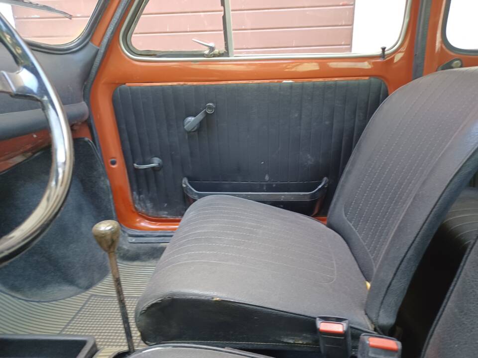 Image 40/56 of FIAT 500 L (1971)