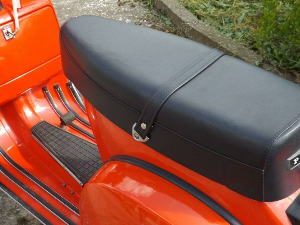 Image 18/50 of Piaggio Vespa P 200 E (1982)