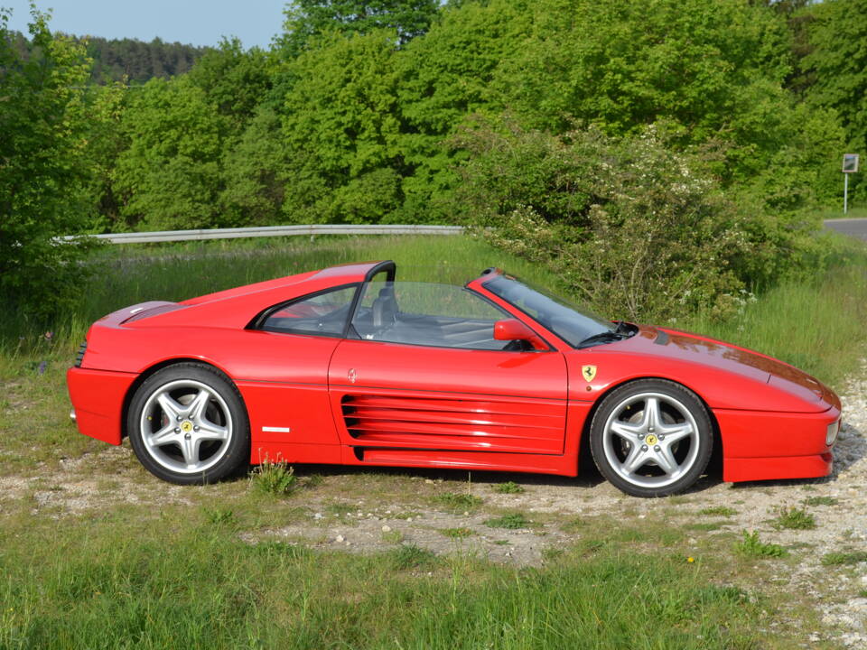 Bild 5/44 von Ferrari 348 TS (1992)