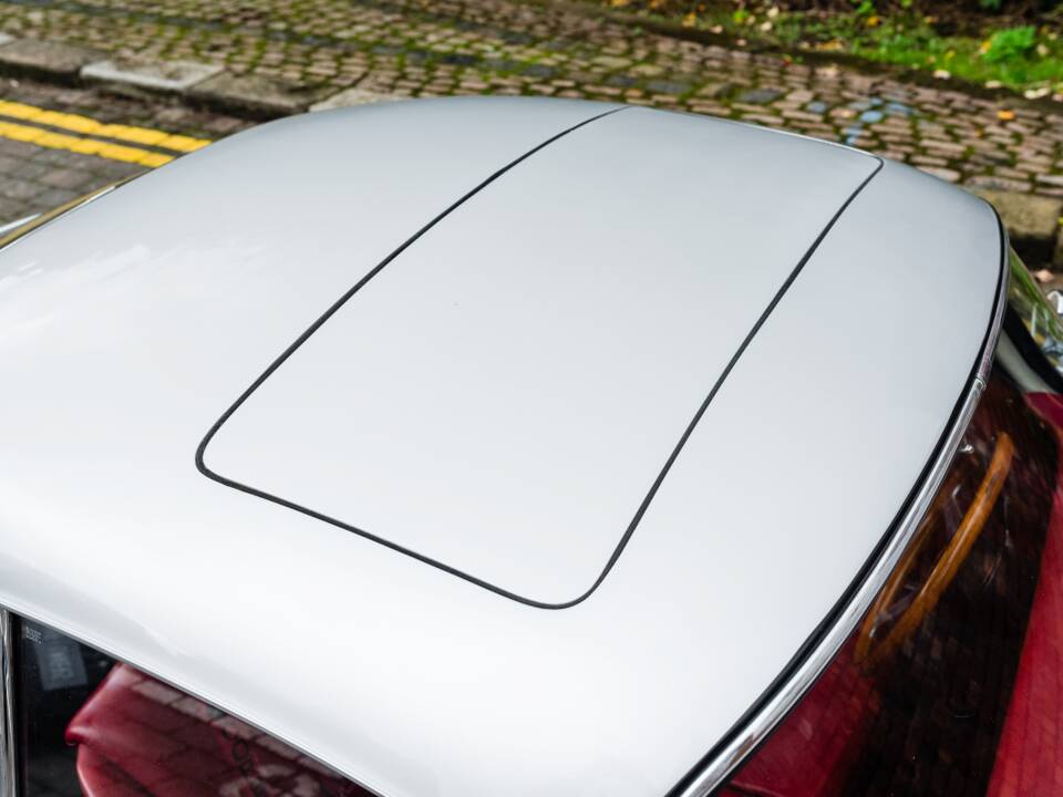 Image 20/48 of Porsche 356 C 1600 (1964)