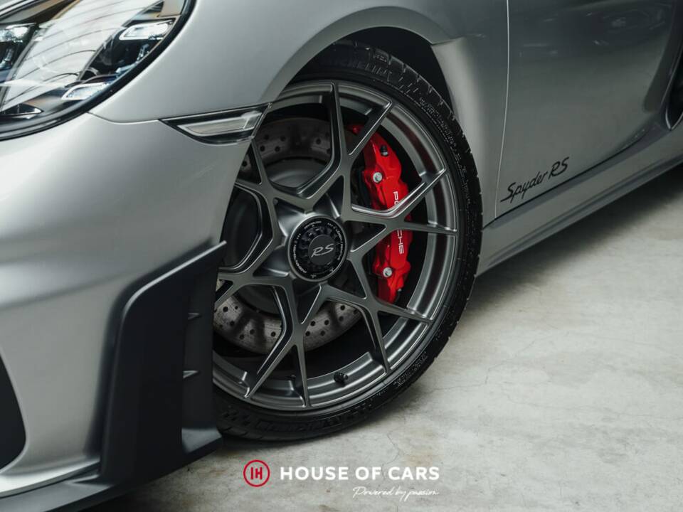 Bild 11/25 von Porsche 718 Spyder RS Weissach (2025)