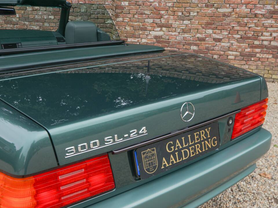 Obraz 34/50 pojazdu Mercedes-Benz 300 SL-24 (1992)