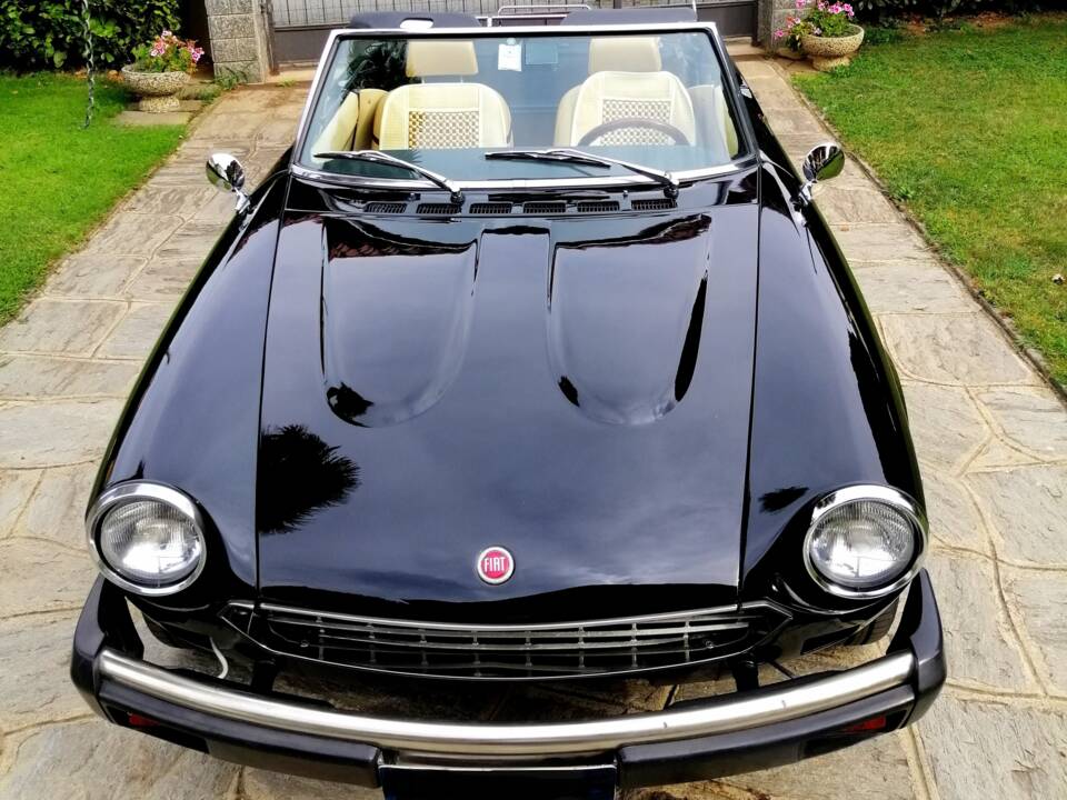 Bild 5/30 von FIAT Spider 2000 (1980)