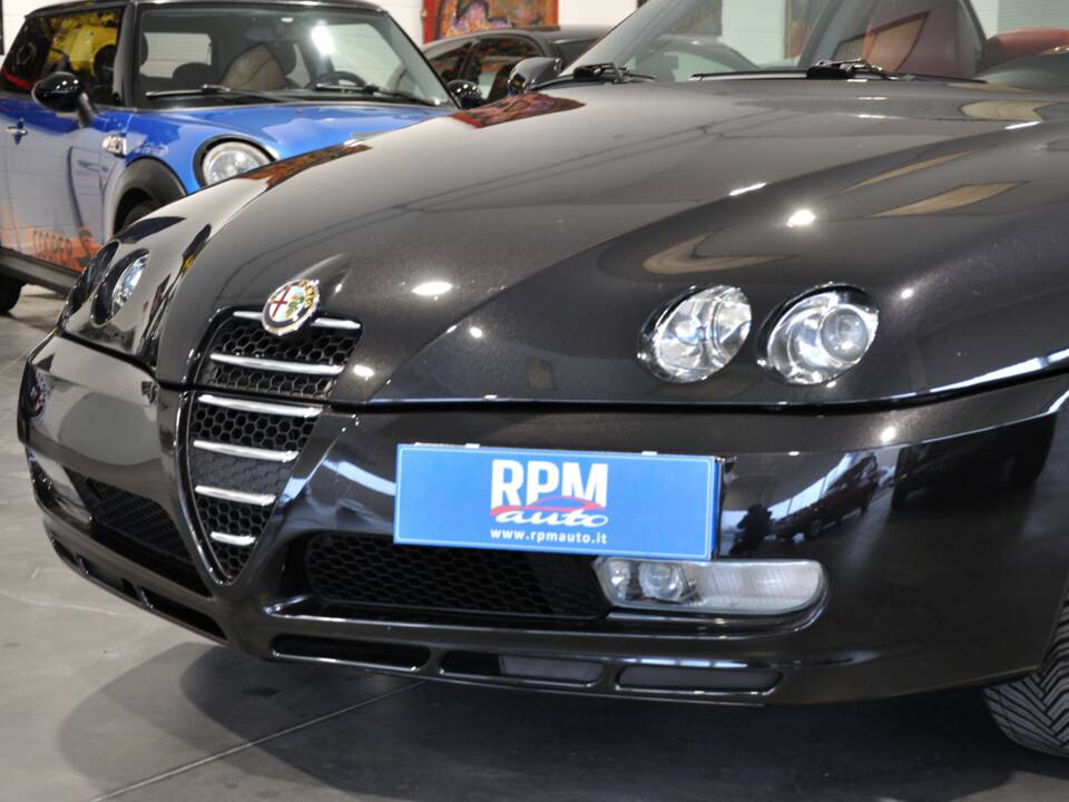 Immagine 12/39 di Alfa Romeo GTV 2.0 JTS (2005)