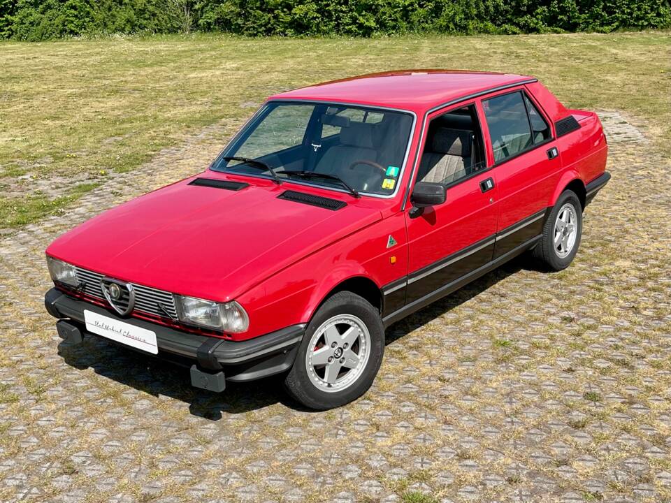Afbeelding 9/20 van Alfa Romeo Giulietta 1.8 (1982)