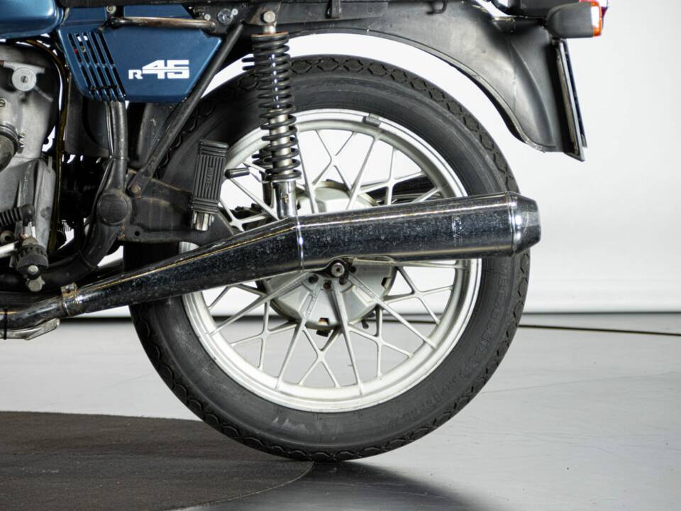 Image 19/50 of BMW R 45 (1980)