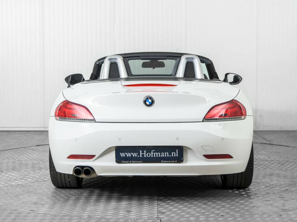 Image 7/50 of BMW Z4 sDrive23i (2010)