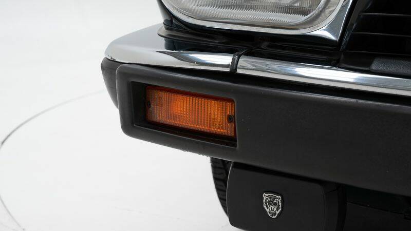 Image 15/15 of Jaguar XJS 4.0 (1992)