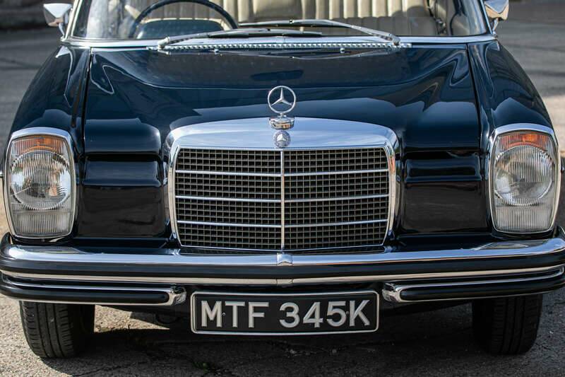 Image 35/50 of Mercedes-Benz 250 (1972)