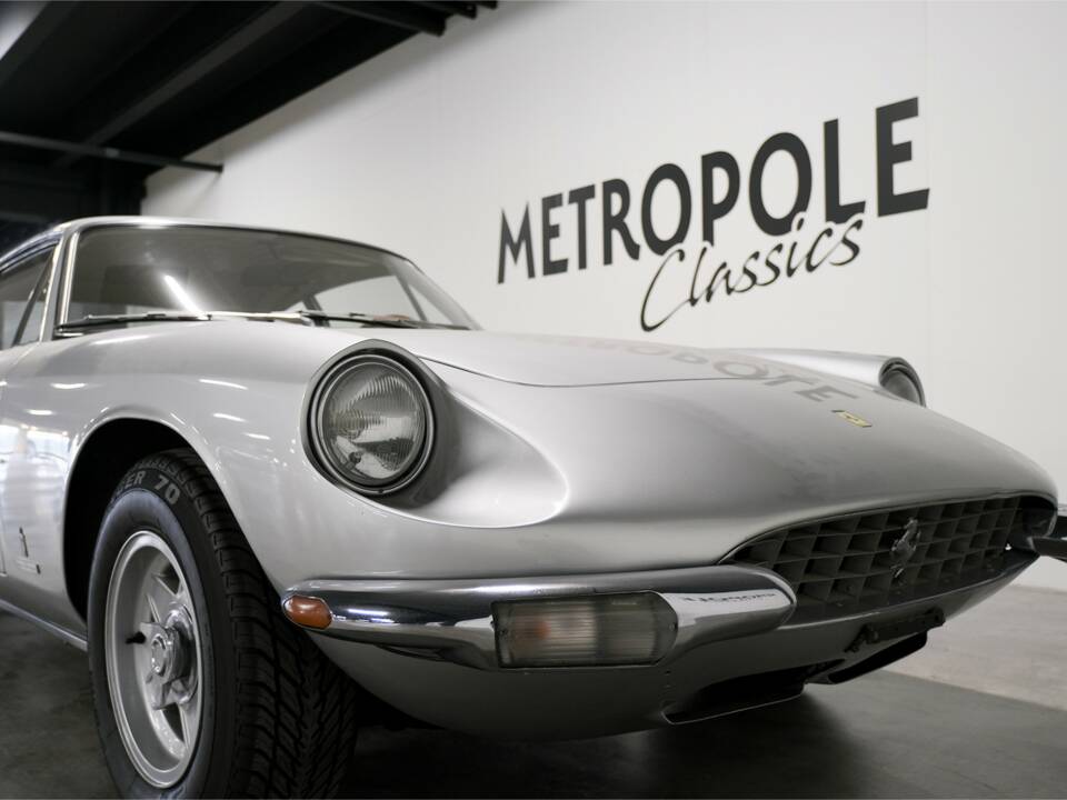 Imagen 2/26 de Ferrari 365 GT 2+2 (1970)