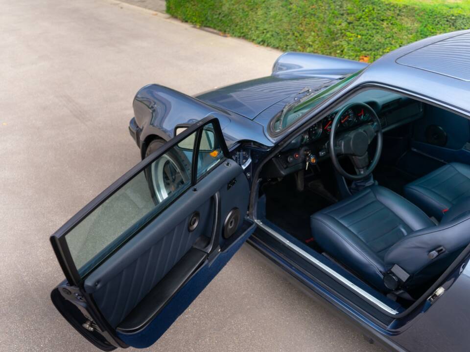 Image 9/15 de Porsche 911 Turbo 3.3 (1982)