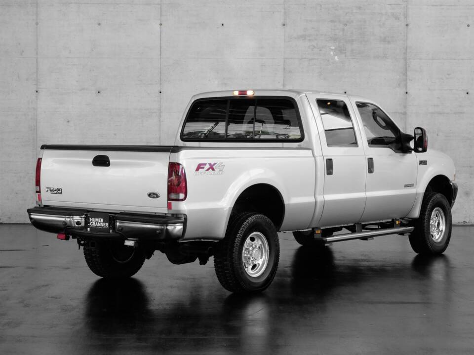 Image 4/41 de Ford F-350 Super Duty (2004)
