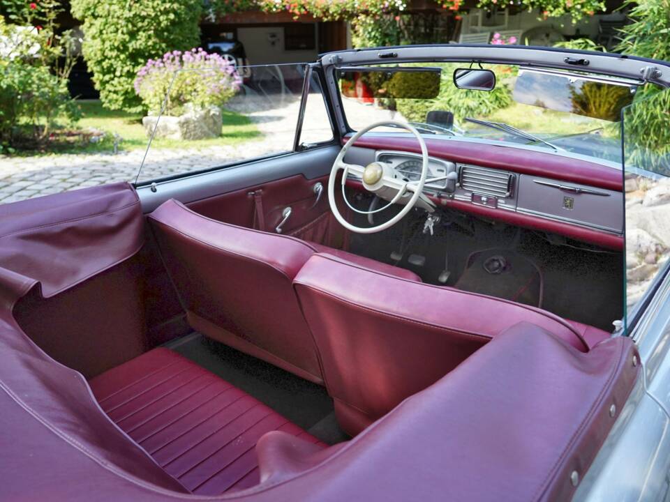 Bild 17/17 von Peugeot 403 Cabriolet (1957)