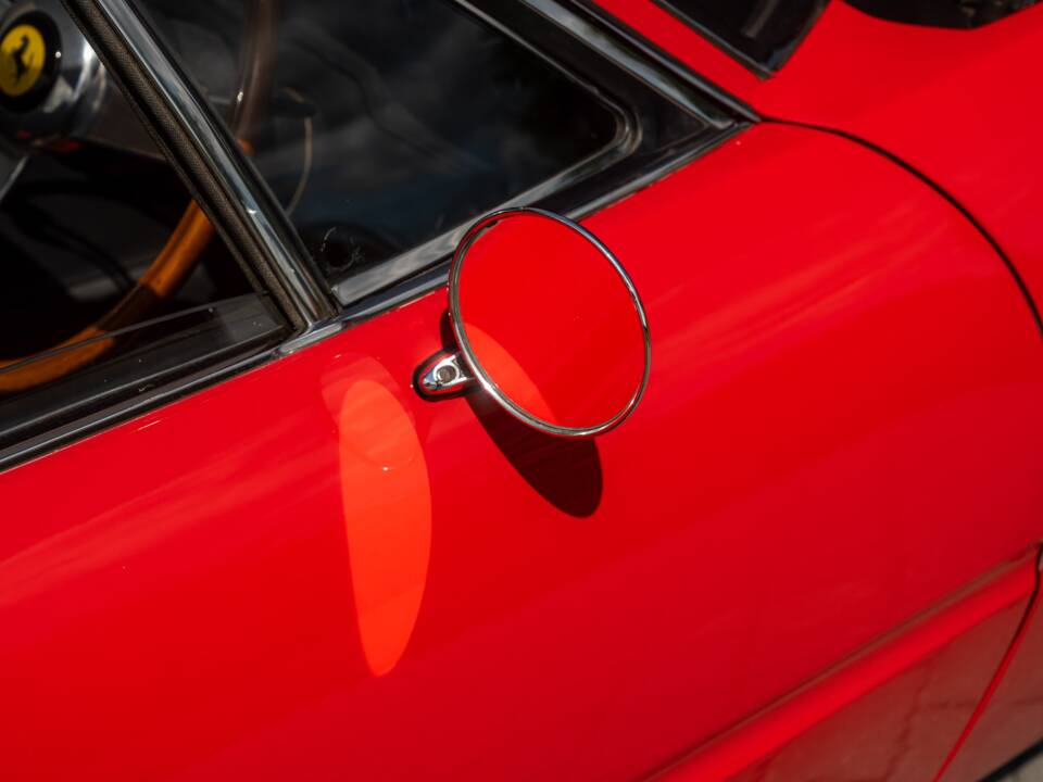 Bild 9/79 von Ferrari 365 GTB/4 Daytona (1969)