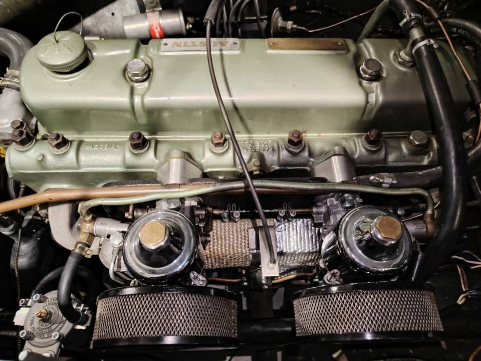 Imagen 62/72 de Austin-Healey 100/6 (BN4) (1957)