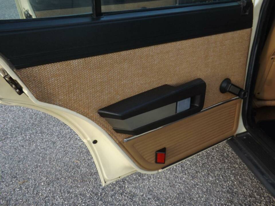 Image 41/50 of Alfa Romeo Giulietta 1.8 (1983)