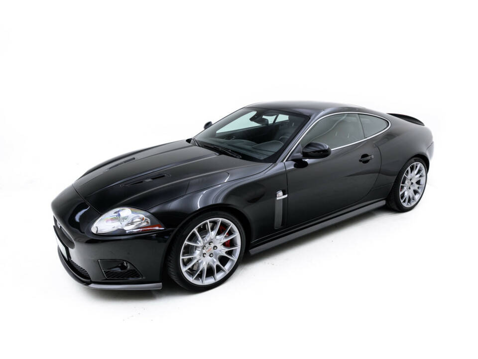 Image 5/37 of Jaguar XKR (2008)