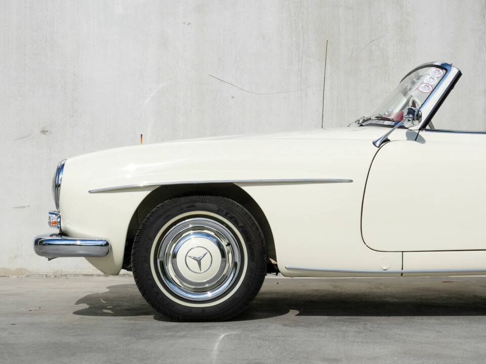 Afbeelding 3/35 van Mercedes-Benz 190 SL (1959)