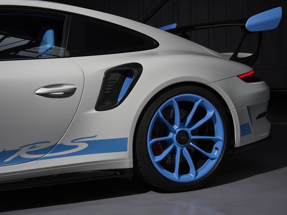 Bild 13/41 von Porsche 911 GT3 RS Weissach (2020)