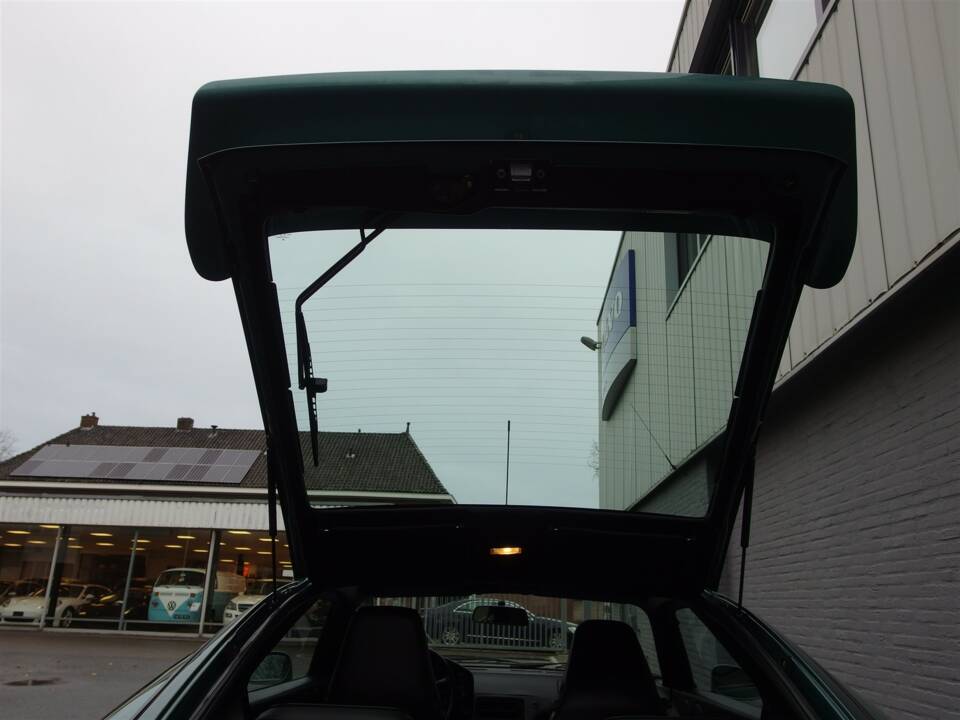 Bild 60/99 von Porsche 928 GTS (1992)