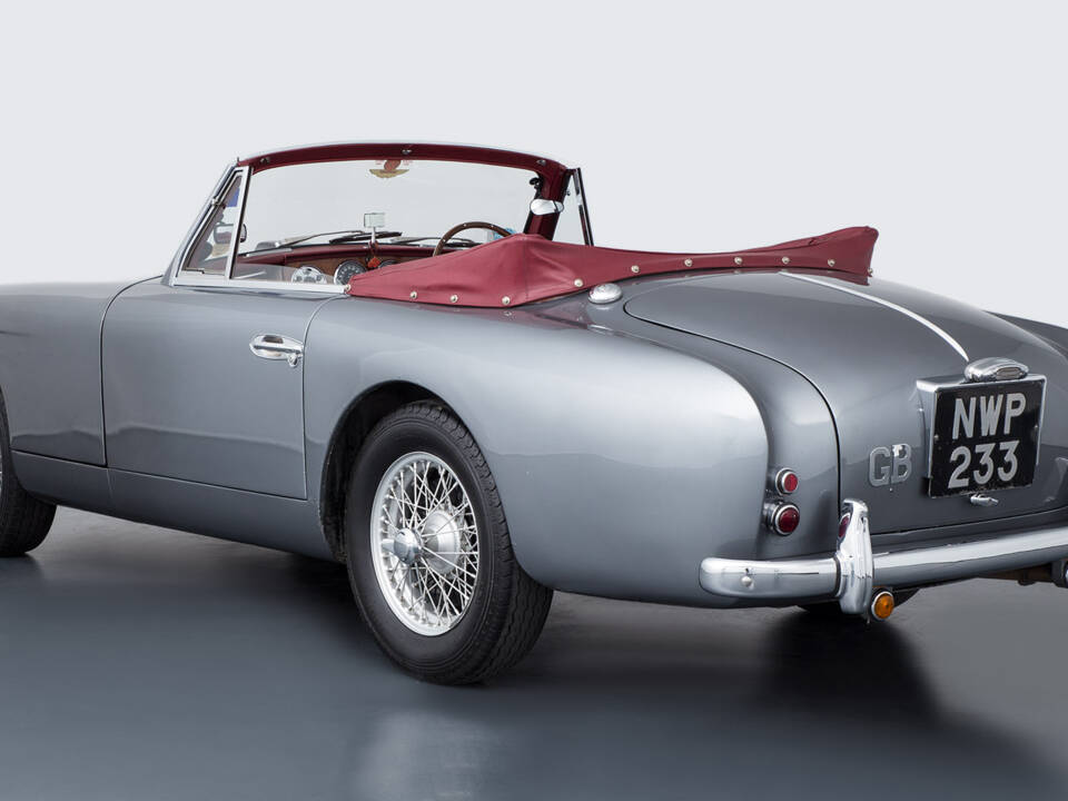 Bild 3/13 von Aston Martin DB 2&#x2F;4 Mk I DHC (1954)